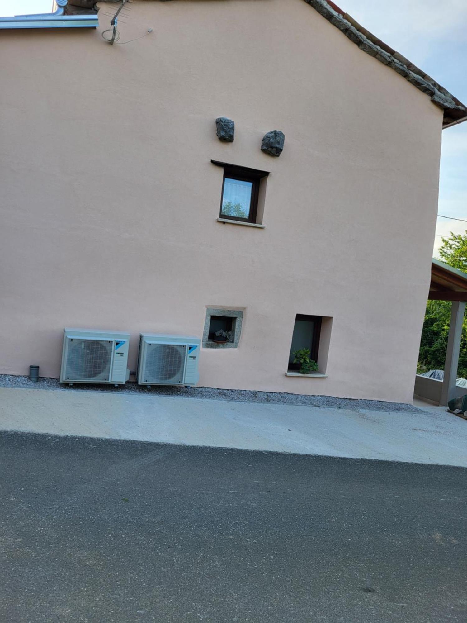 Apartman Studio Baladur Roč 外观 照片